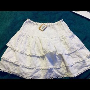 White ruffled skirt